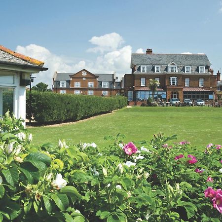 Old Hunstanton Le Strange Arms Hotel Екстер'єр фото