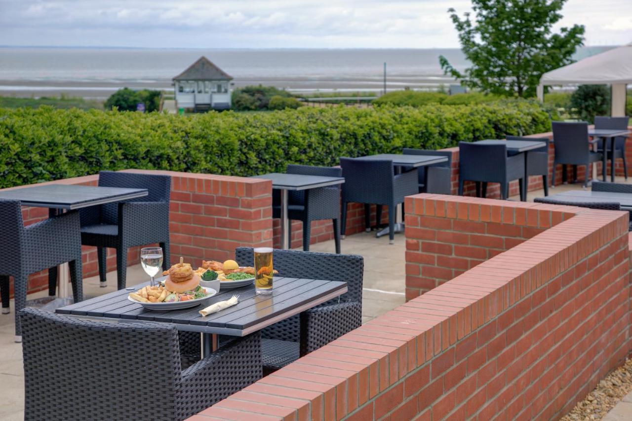 Old Hunstanton Le Strange Arms Hotel Екстер'єр фото