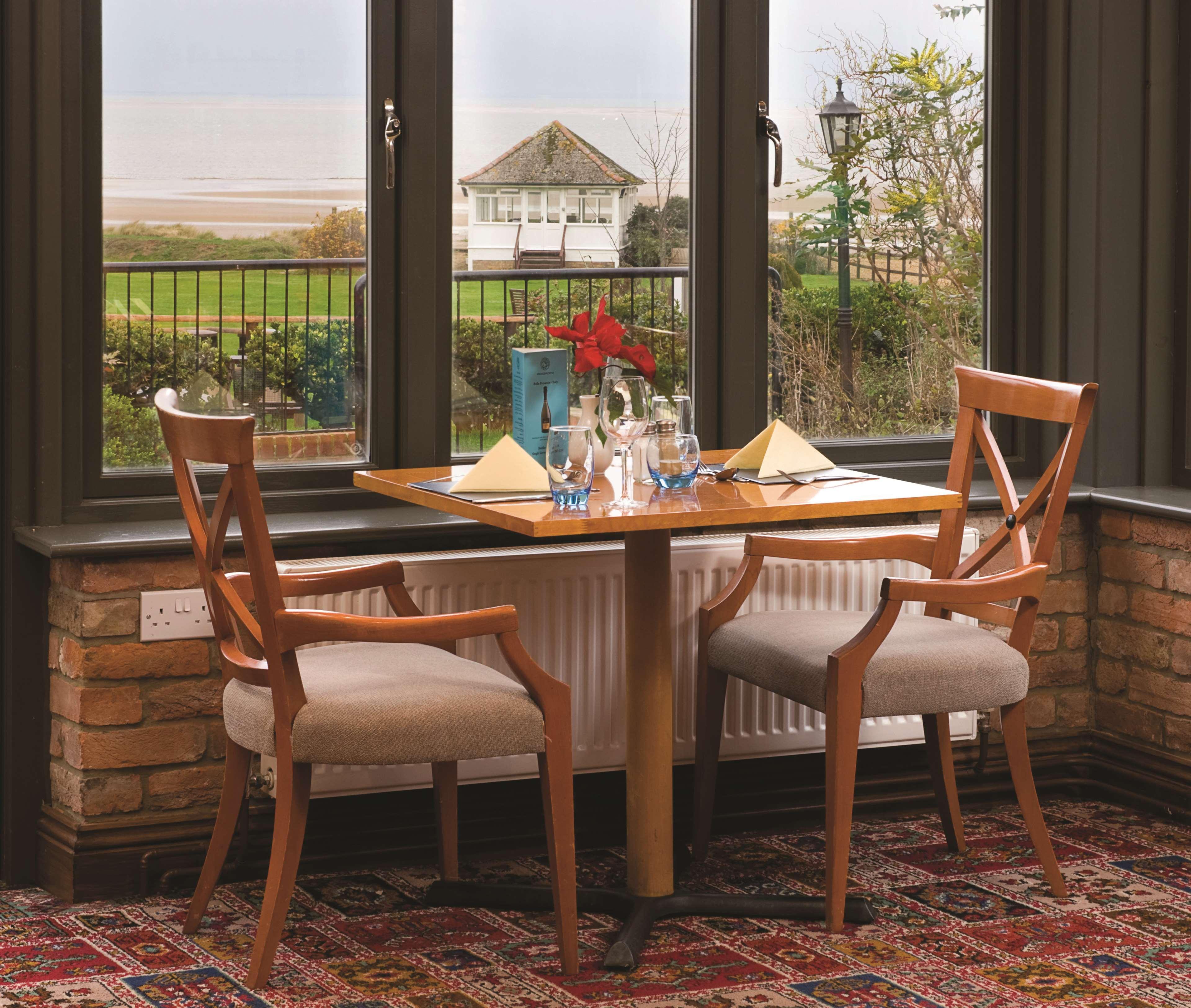 Old Hunstanton Le Strange Arms Hotel Екстер'єр фото